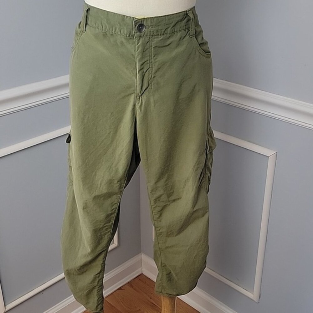WOOLRICH Olive Green‎ Cargo Capri Ruched Leg Activewear Athleisure Casual Pants
